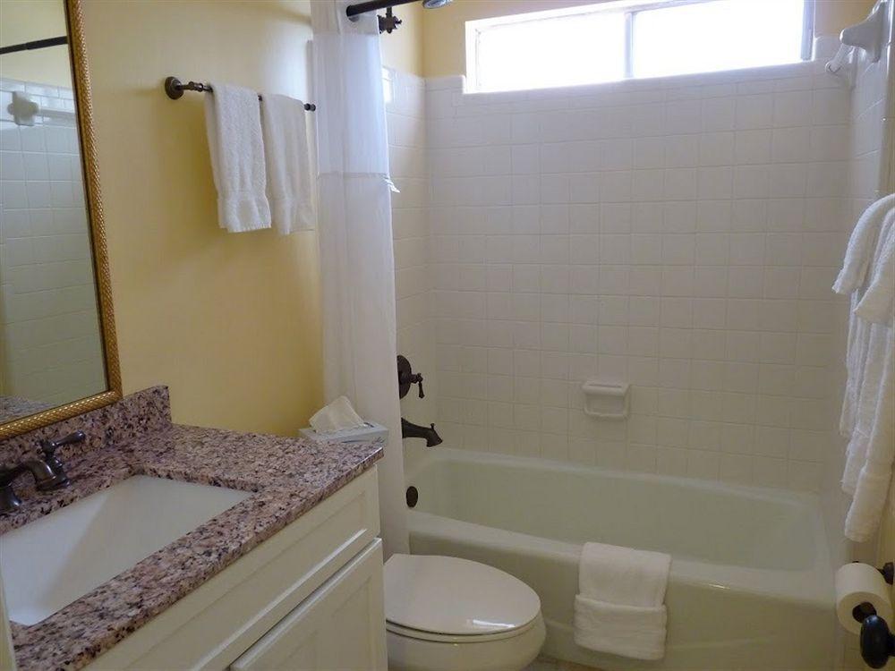 Desoto Beach Bungalows Tybee Island Exterior photo